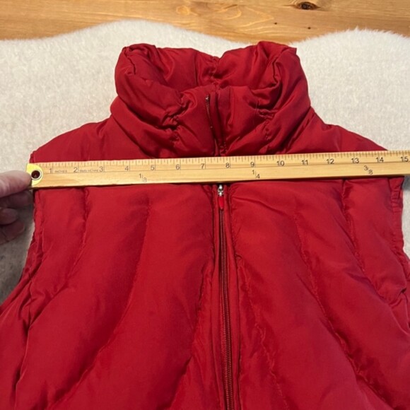 Nine West Womens Red Full Zip Down Filled Softshell Puffer Vest Size Large - Picture 8 of 10